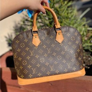 Vintage Louis Vuitton Monogram ALMA